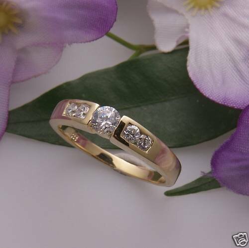 Damen Ring Gold 333 mit Zirkonia Qualität Gelbgold Qualität